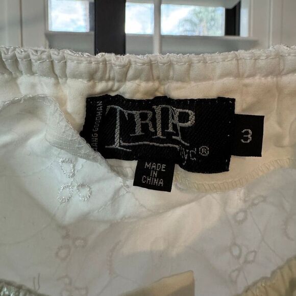 Tripp NYC 3X Cap Sleeve Corset Top White Eyelet Lace Up Renaissance Lolita Y2K - Picture 4 of 8